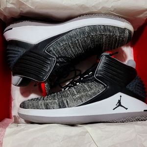 Jordans 32